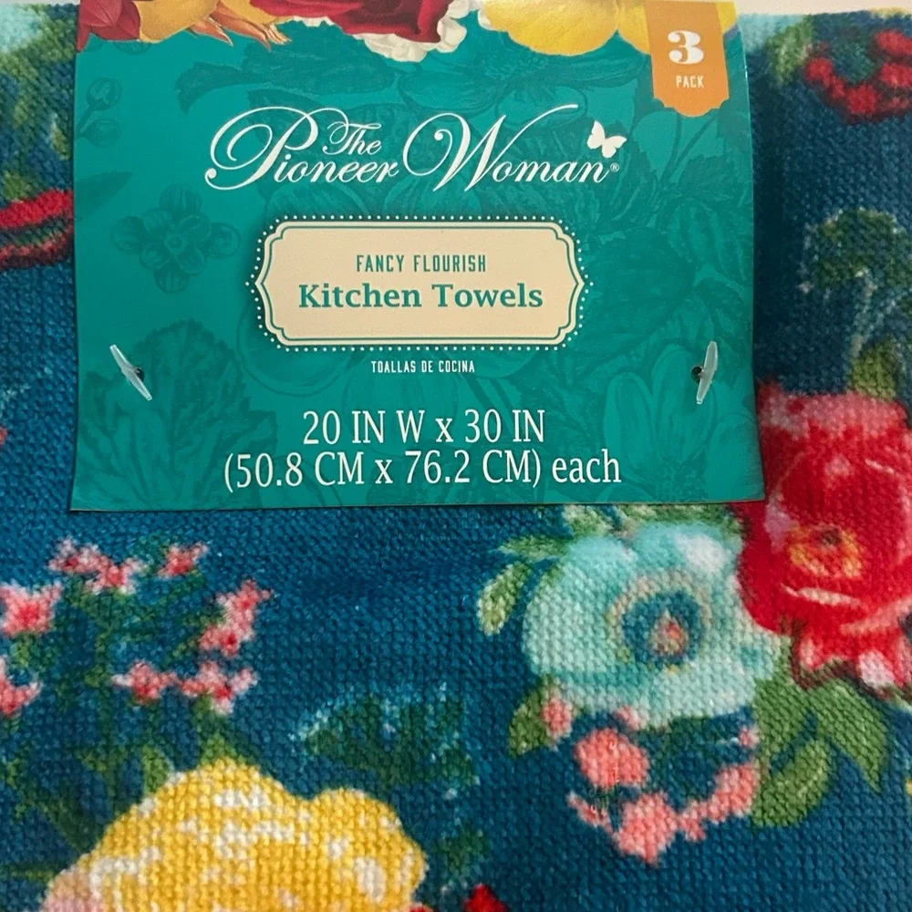 The Pioneer Woman 3 Pack Fancy Flourish Dish Towels